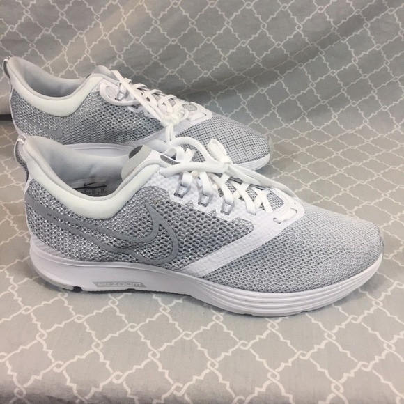 nike zoom strike aj0189